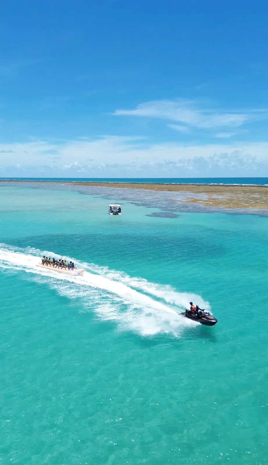 Diversão no Banana Boat em Maragogi
