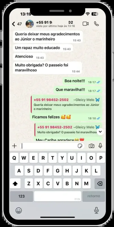 Depoimento de cliente satisfeito sobre o passeio de lancha.
